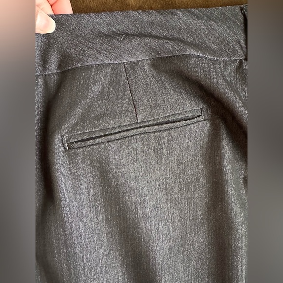 Larry Levine Gray Silver Wide Straight Leg Business attire With Pockets SZ 14 - Picture 5 of 14